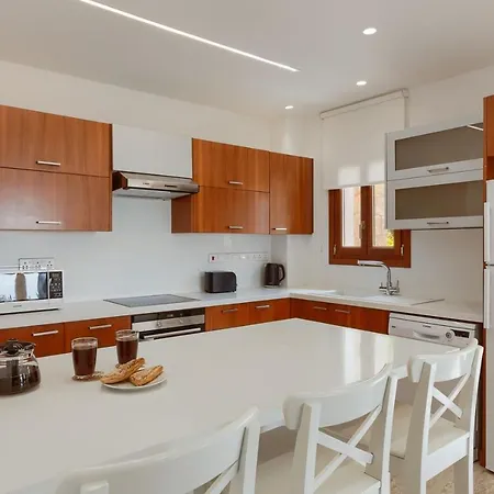 Aphrodite Hills Superior Villas Superior 0408 Air Conditioning 4 Bedrooms Paphos